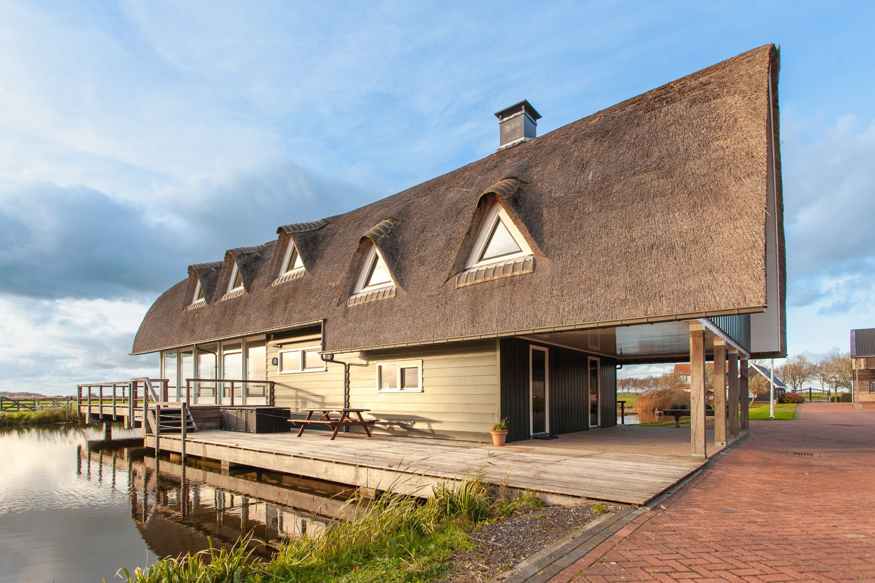 Biệt thự | 4 phòng ngủ 