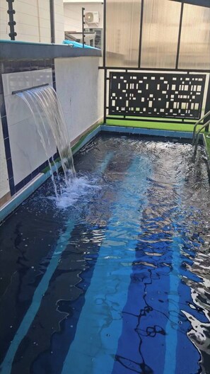 Nhà, 5 phòng ngủ, phù hợp cho người khuyết tật, hút thuốc | Hồ bơi | Hồ bơi ngoài trời 