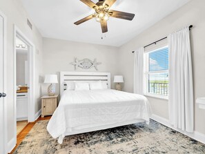 1 室のベッドルーム、アイロン / アイロン台、WiFi (無料)、ベッドシーツ