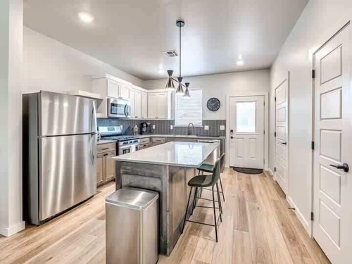 Cozy New Build Near Plaza District & Downtown OKC