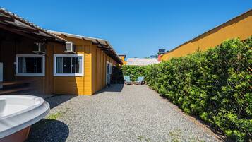 Comfort House, Courtyard View | Terrace/patio