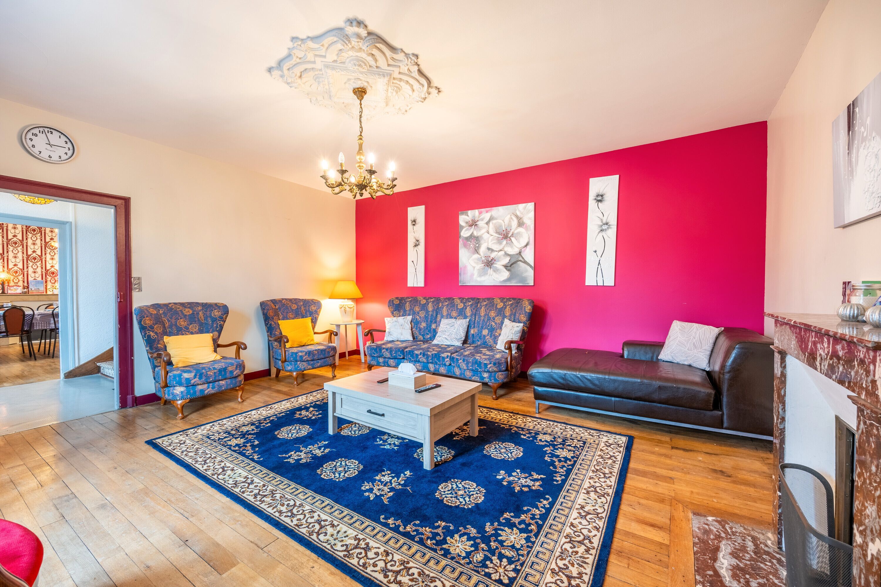 Télévision, chaîne hi-fi