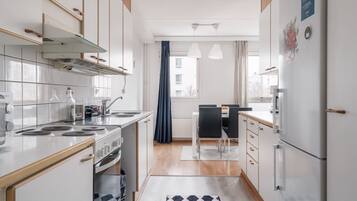 Classic Apartment, City View | Private kitchen | Full-size fridge, microwave, oven, stovetop