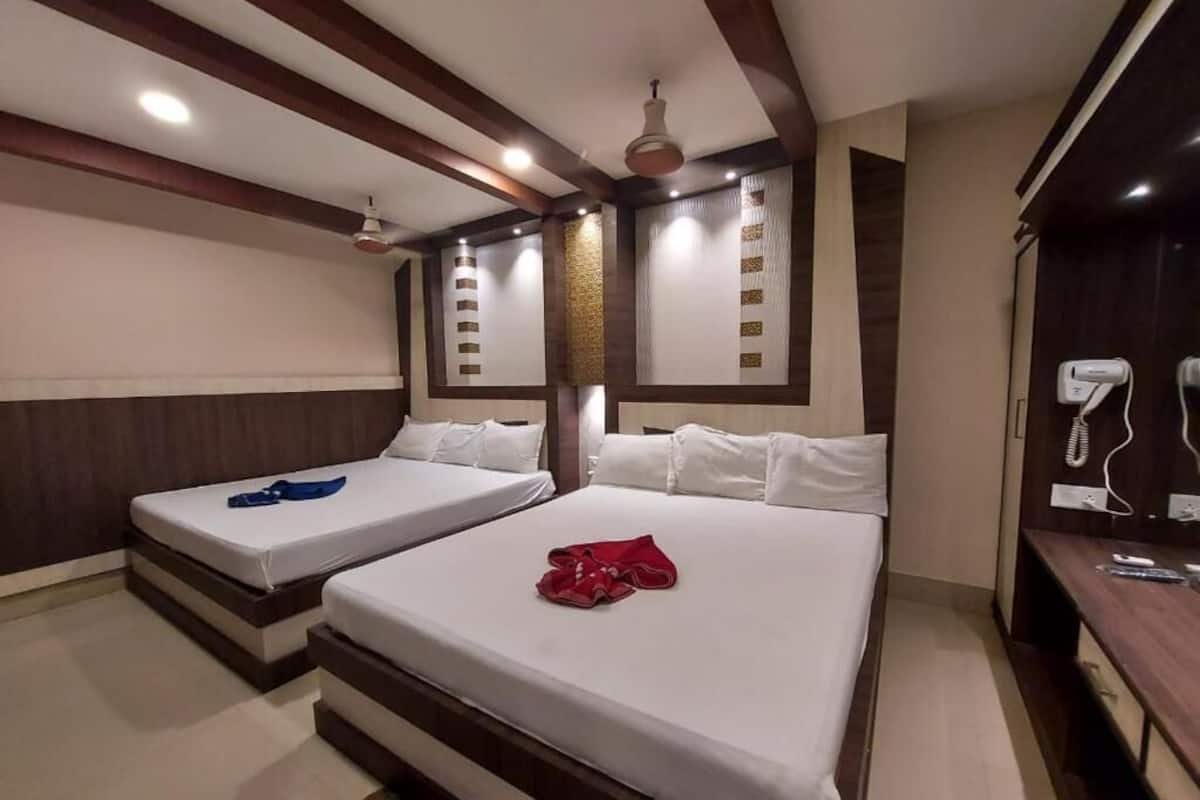 Deluxe Double Room | Free WiFi