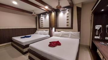 Deluxe Double Room | Free WiFi