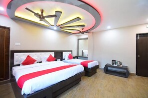 Deluxe Triple Room | Free WiFi - Ananya Hotel  (Digha)