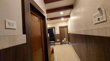 Deluxe Double Room | Free WiFi