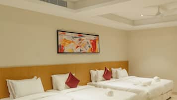 ๋ญ์
๋ฆฌ ์ค์ํธ, ๋ฐ๋ค ์ ๋ง | ์ฑ
์, ๋
ธํธ๋ถ ์์
 ๊ณต๊ฐ, ๋ฌด๋ฃ WiFi