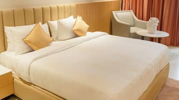 Bureau, espace de travail pour ordinateur portable, Wi-Fi gratuit