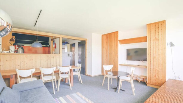 Unclassified image, 1 of 3, button - 3-room Apartment for 8 People in Arc 1600, Close to the Slopes and Shops (Bourg-Saint-Maurice)