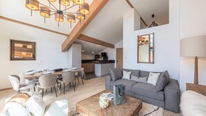 Unclassified image, 2 of 3, button - Apartment in Eclose With Ski Slope Access (Huez)