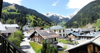 Very Cozy Chalet for 10 People With Internet and 3-star Rating