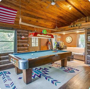 غرفة الألعاب