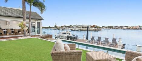 Apartment | Terrace/patio