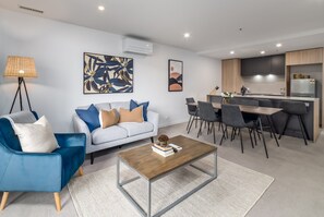 Apartment | Living room