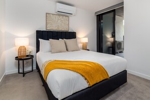 Lägenhet | 3 sovrum, arbetsyta för laptop och sängkläder