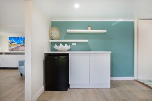 شقة | غرفة المعيشة | مدفأة