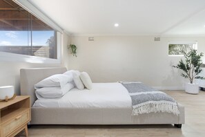 公寓 | 4 間睡房、床單