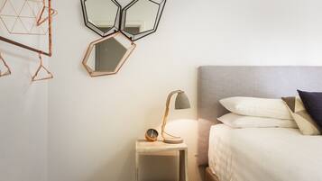 Apartment | 2 bedrooms, laptop workspace, iron/ironing board