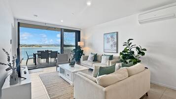 Apartment | Living room