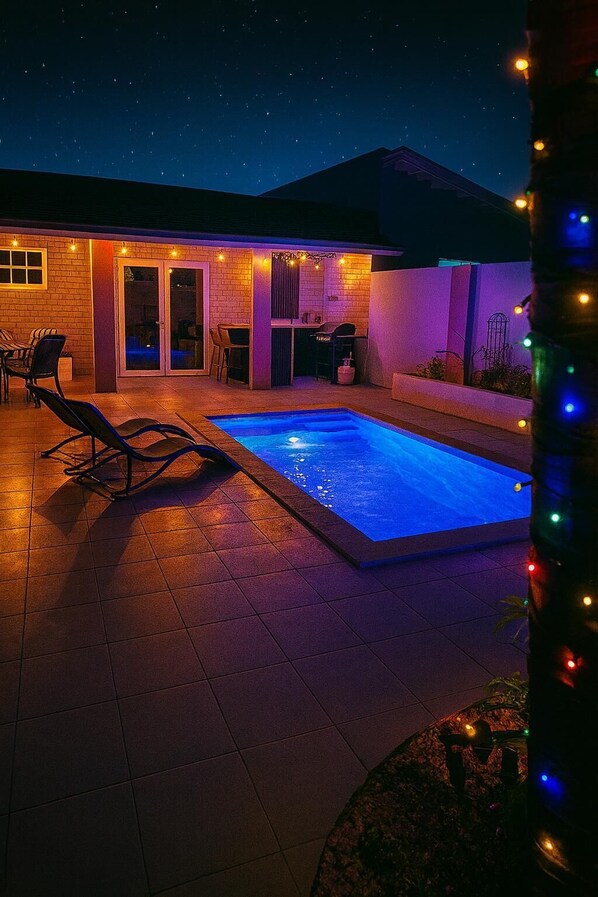 Pool - Exclusive Couples Escape – Private Pool, Tropical Patio & BBQ Bar (aruba)