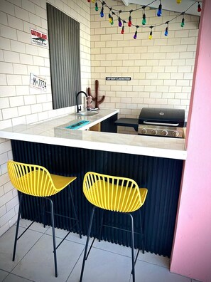 Property grounds - Exclusive Couples Escape – Private Pool, Tropical Patio & BBQ Bar (aruba)