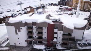 Exterior - Holiday Home in Val Thorens Ski-in/ski-out (Les Belleville)