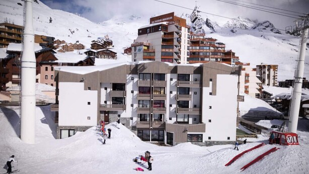 Exterior - Holiday Home in Val Thorens Ski-in/ski-out (Les Belleville)