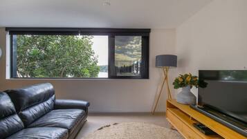 Apartment | Living room