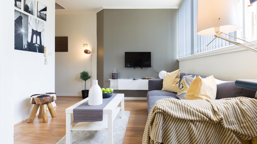 Live in the Heart of Surry Hills - Walk to City