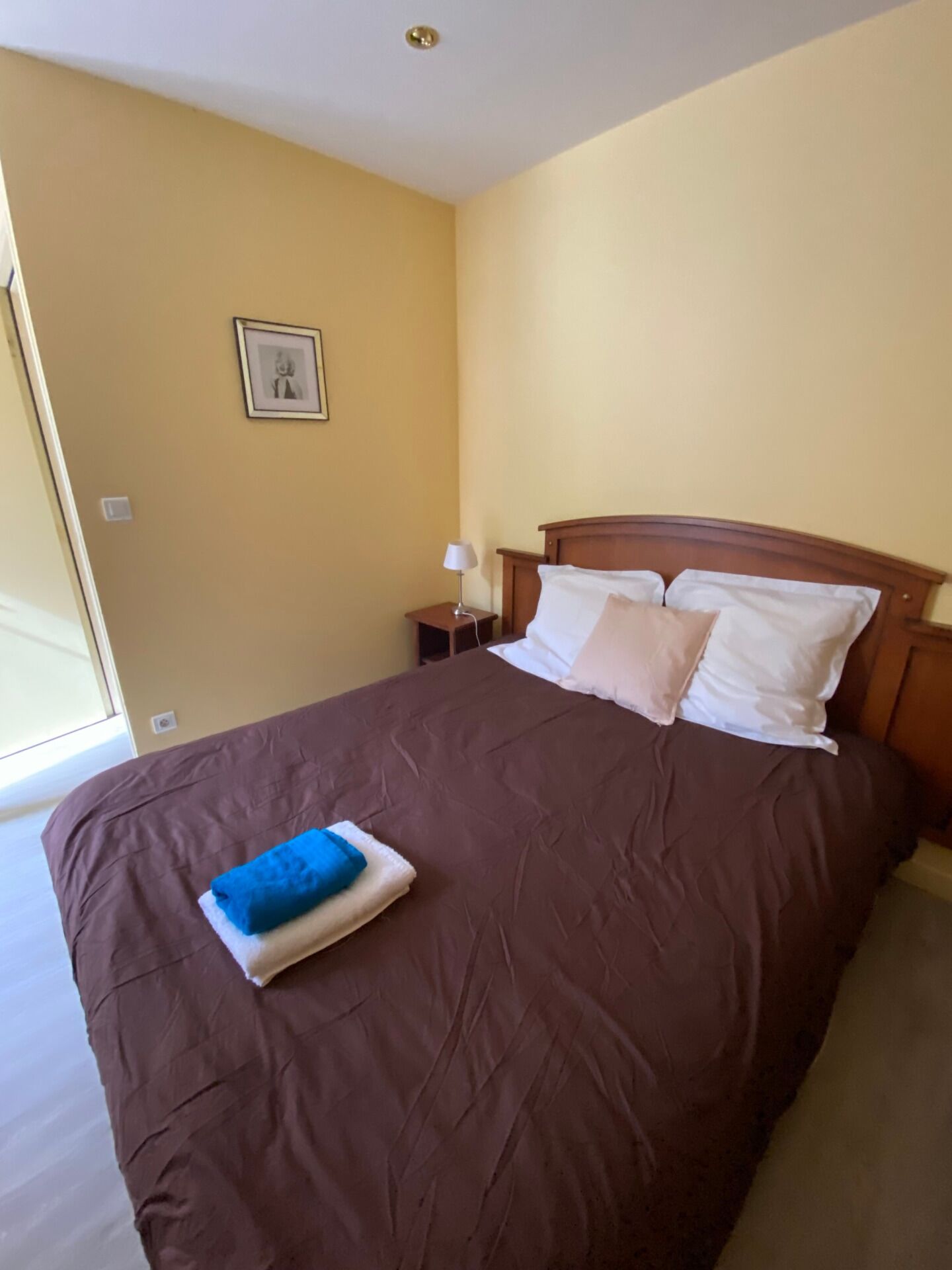 Comfort Room, Mountain View