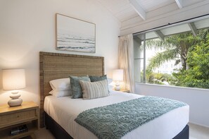Apartment | 2 bedrooms, iron/ironing board, bed sheets - Beachside 2-bed House With Pool, Courtyard & BBQ (Sunshine Coast)