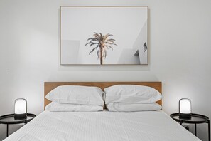 Apartment - Gorgeous 3-bed Apartment With City Views (Brisbane)