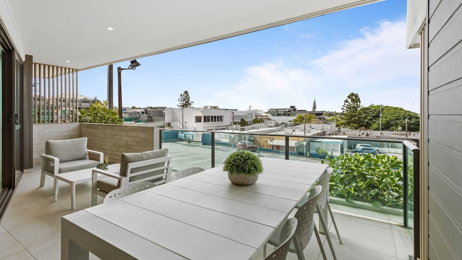 ゴージャス 3 ベッド アパートメント ウィズ シティ ビューズ