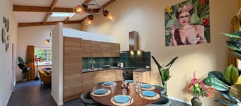 Sfeervolle villa met sauna aan de rand van het bos