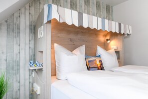 Apartment | 2 bedrooms, individually furnished - Gemuetliche Ferienwohnung Obergeschoss, Bensersiel (Esens)