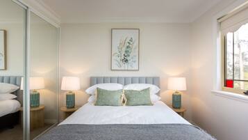 Apartment | 3 bedrooms, bed sheets