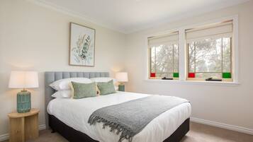 Apartment | 3 bedrooms, bed sheets