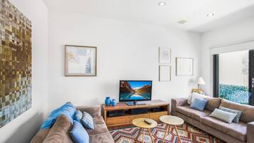 Apartment | Living room