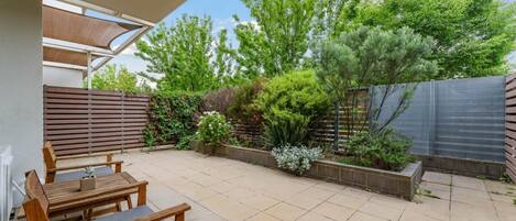 Apartment | Garden