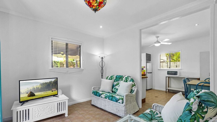 The Little Blue Shack - Marcoola Granny Flat