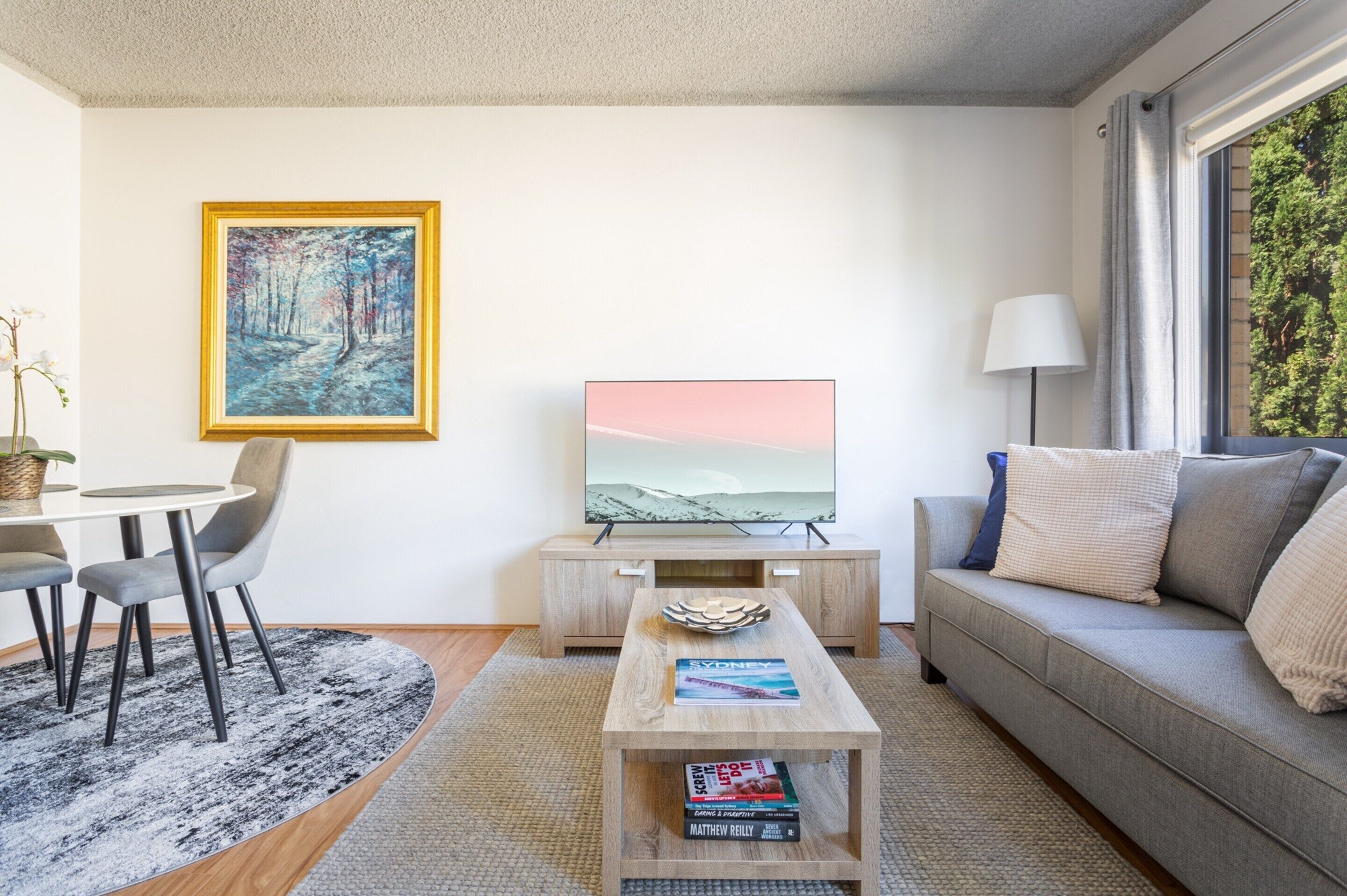 Apartment | Living room