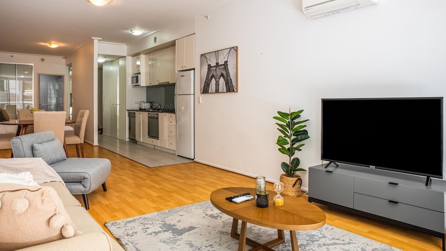 Stylish Studio With Pool & Gym in Heart of Sydney