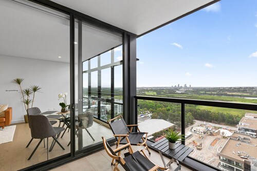 Chic 1-bed With Pool by River, Ferry & Amenities