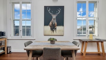 Apartment | Tempat makan