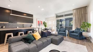 Apartment | Living room