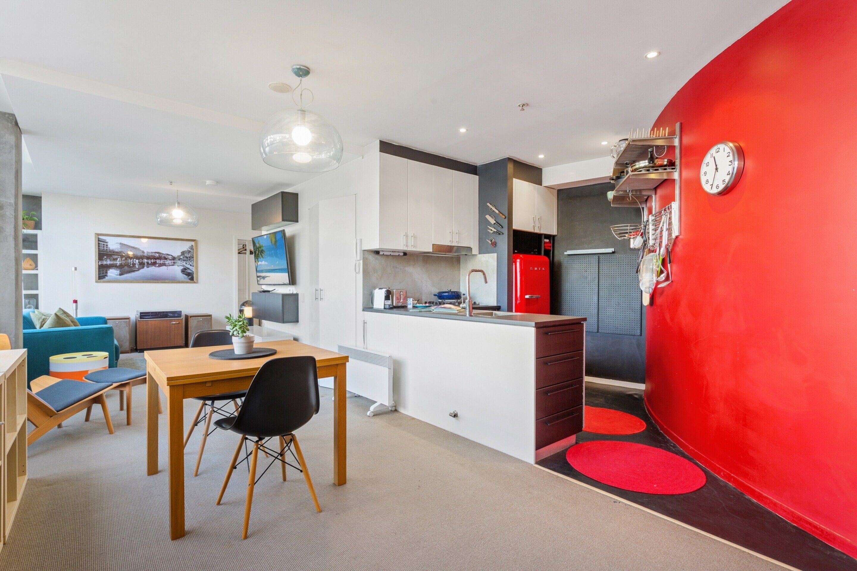 Apartment | Dining