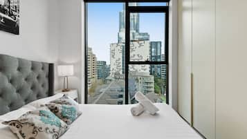 Apartment | 1 bedroom, laptop workspace, iron/ironing board, bed sheets