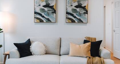 Lakeside 3-bed Apartment With Jacuzzi