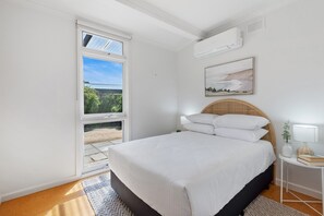 Apartamento | 4 quartos, ferros/tábuas de passar roupa, roupa de cama